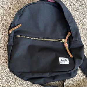 Herschel classic mini backpack 🎒